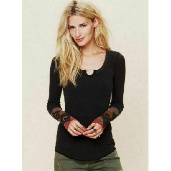 Free People Black Kombucha Crochet Print Cuff Thermal Top Shirt S ASO - Picture 3 of 3